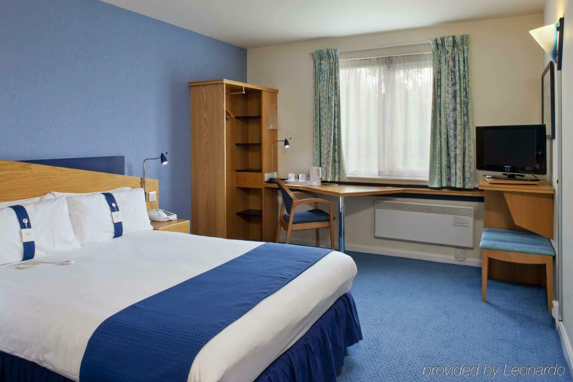 Holiday Inn Express Gloucester - South, An Ihg Hotel Екстериор снимка